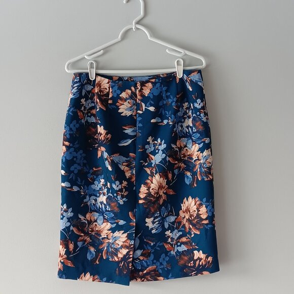 Talbots Pencil Skirt Floral Lined Mid-Weight Blue Brown Tan Professional Size 8 - Picture 3 of 10